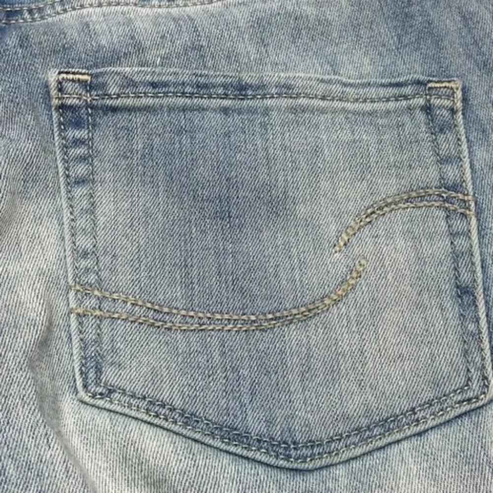 Levi's Strauss Jeans Women's 26 Light Blue Fade Levi Mid Rise Slim Cuff Denim GC